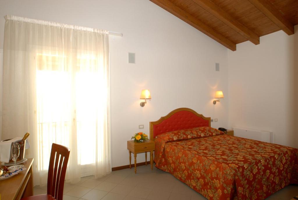 בולוניה Villa Aretusi חדר תמונה