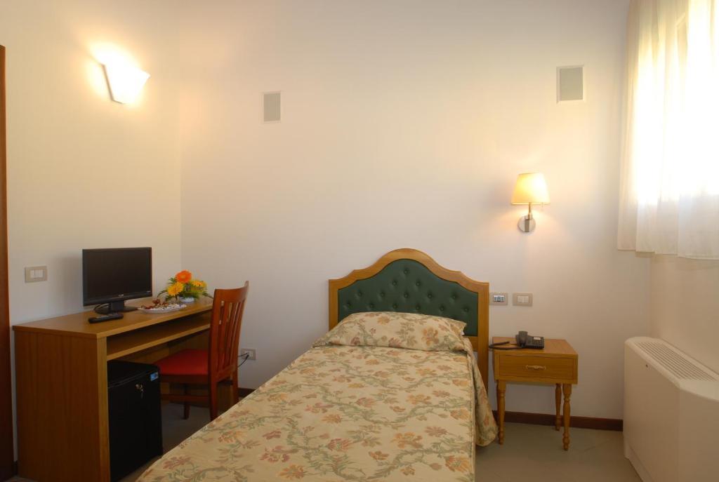 בולוניה Villa Aretusi חדר תמונה